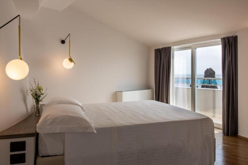 Grand Hotel Faraglioni - Oda