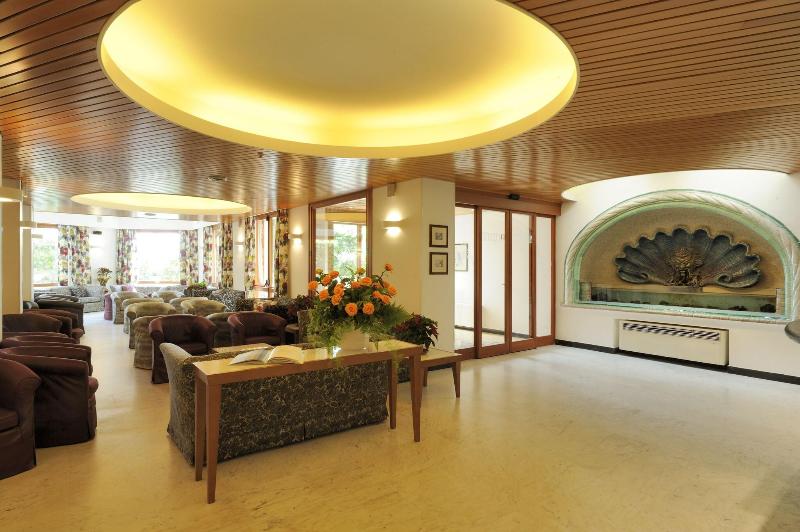 LVG Hotel Collection - Majestic - Lobi