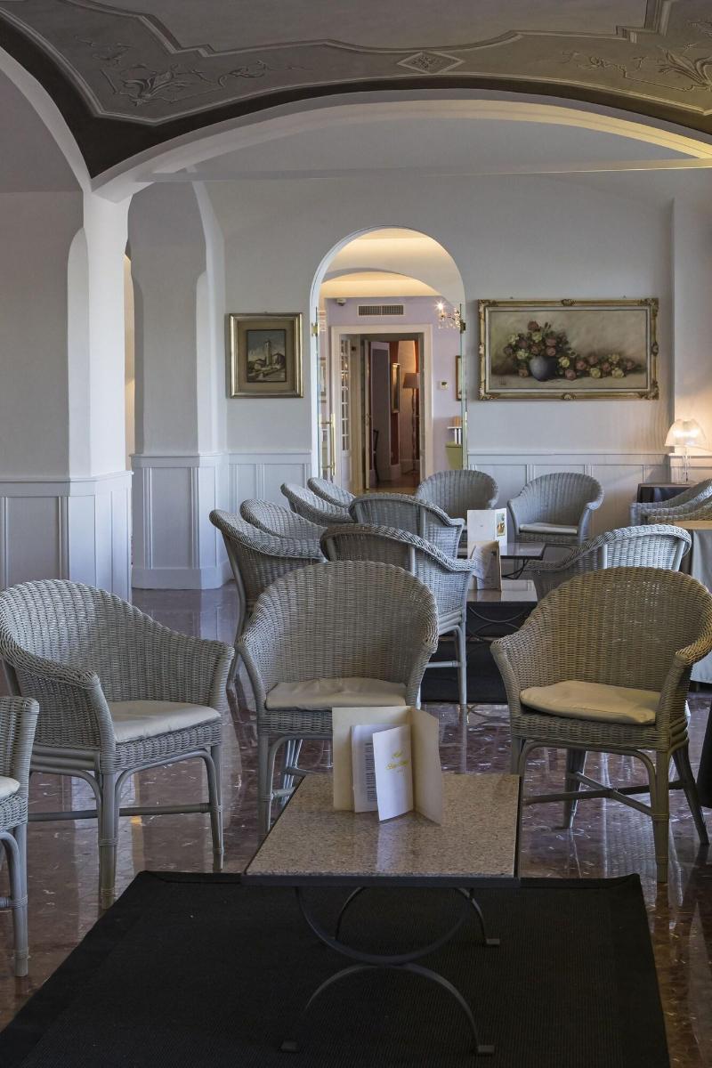 Beau Rivage - Bar