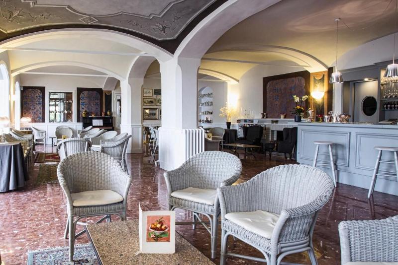 Beau Rivage - Bar