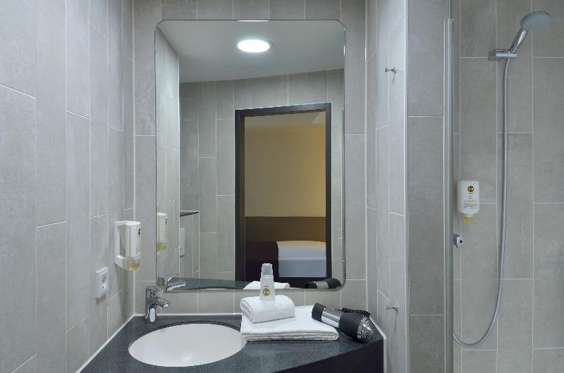 B&B Hotel Stuttgart-Vaihingen - Oda