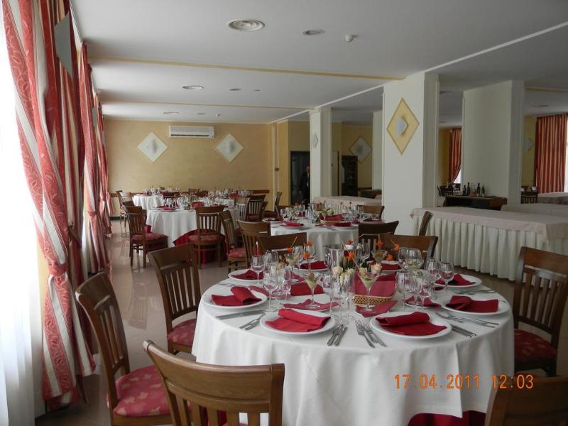 River Palace - Genel