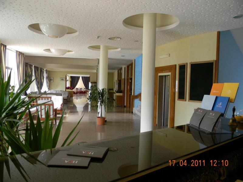 River Palace - Genel