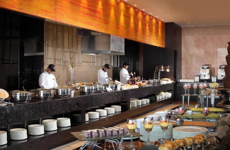 PO Hotels Semarang - Restoran