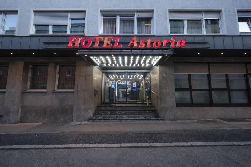 Astoria - Genel