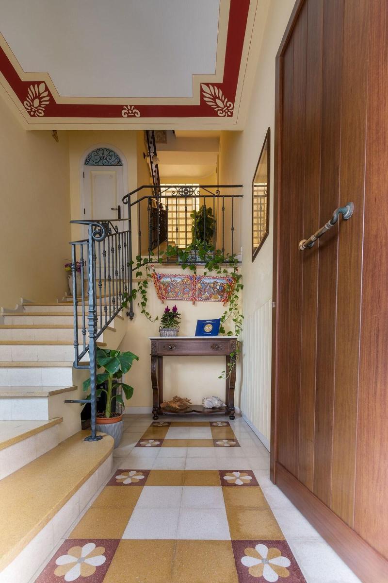 Casa Manzella - Lobi
