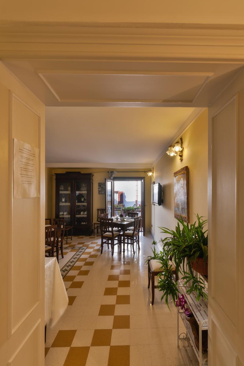 Casa Manzella - Genel
