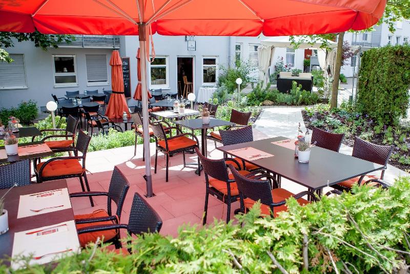 Centro Hotel U-NO1 Trademark Collection by Wyndham - Bar