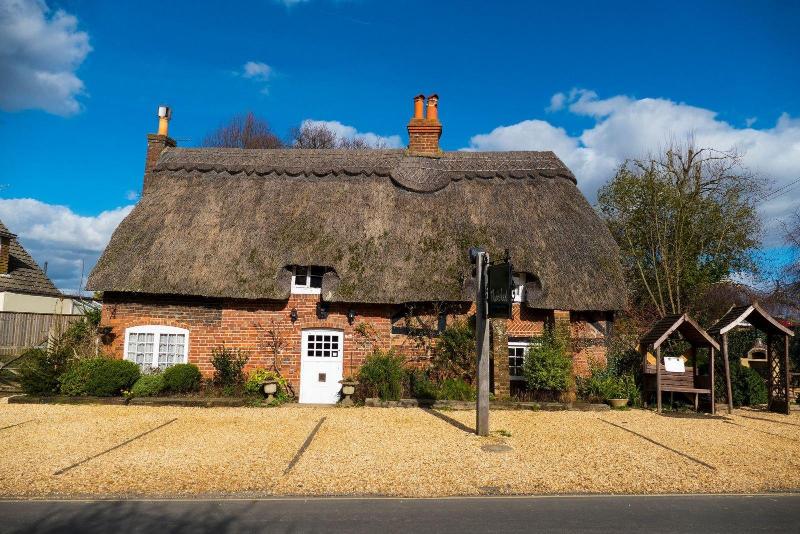 Thatched Cottage - Genel