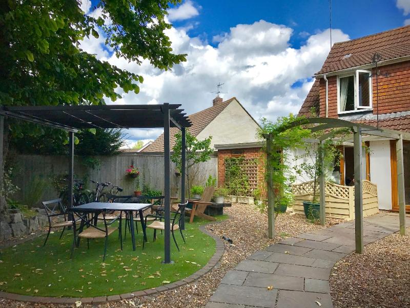 Thatched Cottage - Genel