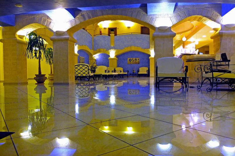 Hotel Dolcestate - Lobi