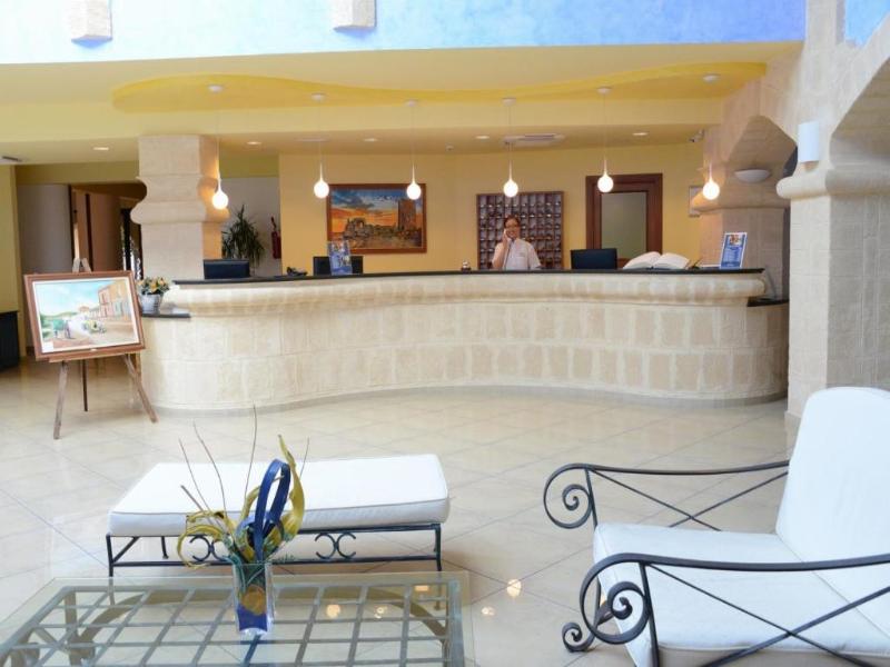 Hotel Dolcestate - Lobi