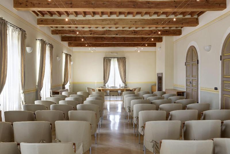 Relais Villa Grazianella - Toplantı