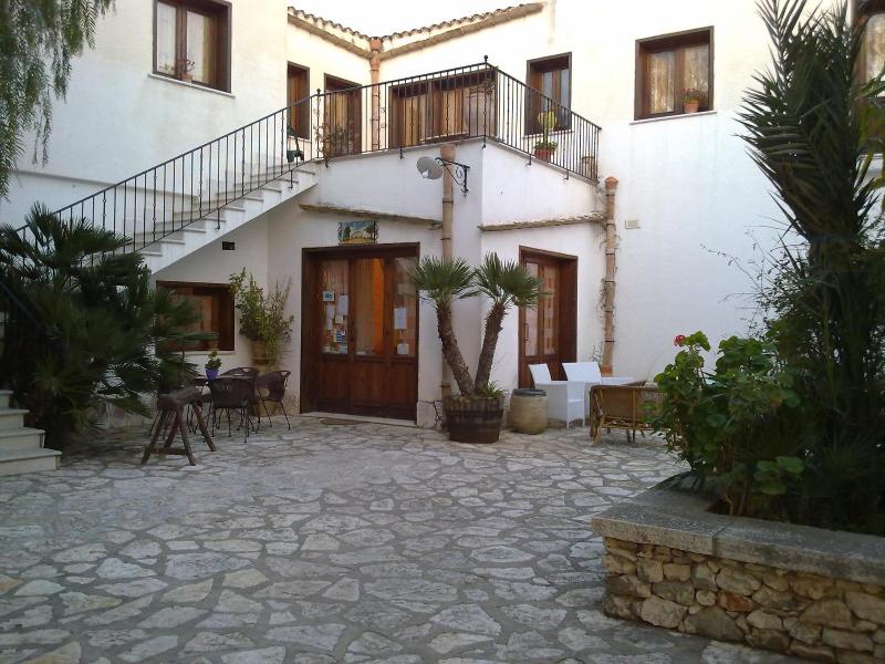 Il Cortile - Genel