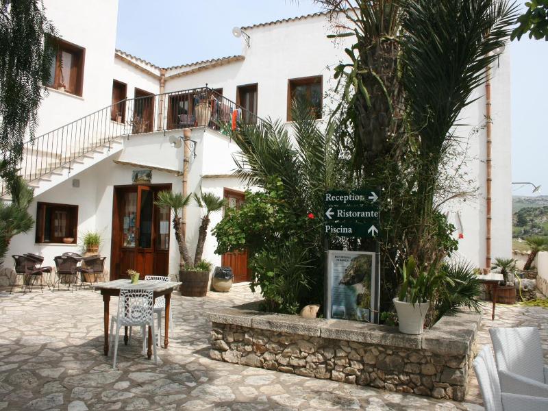 Il Cortile - Genel