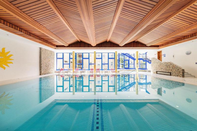 Hotel Europa Suites - Havuz