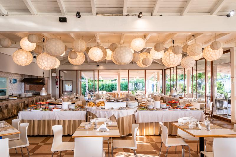 Le Dune Beach Club - Restoran