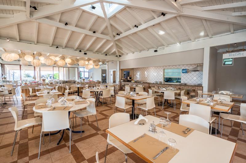 Le Dune Beach Club - Restoran