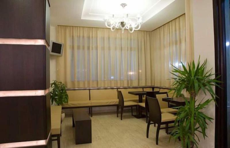 Magic Hotel - Lobi
