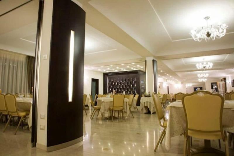 Magic Hotel - Restoran