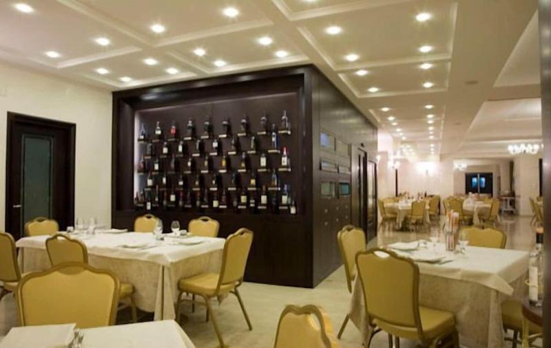 Magic Hotel - Restoran