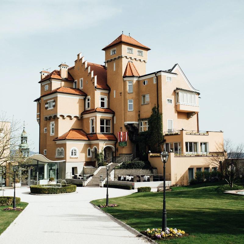 Schloss Mönchstein - Genel