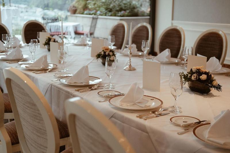 Schloss Mönchstein - Restoran