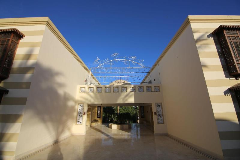 Club Reef Resort - Genel
