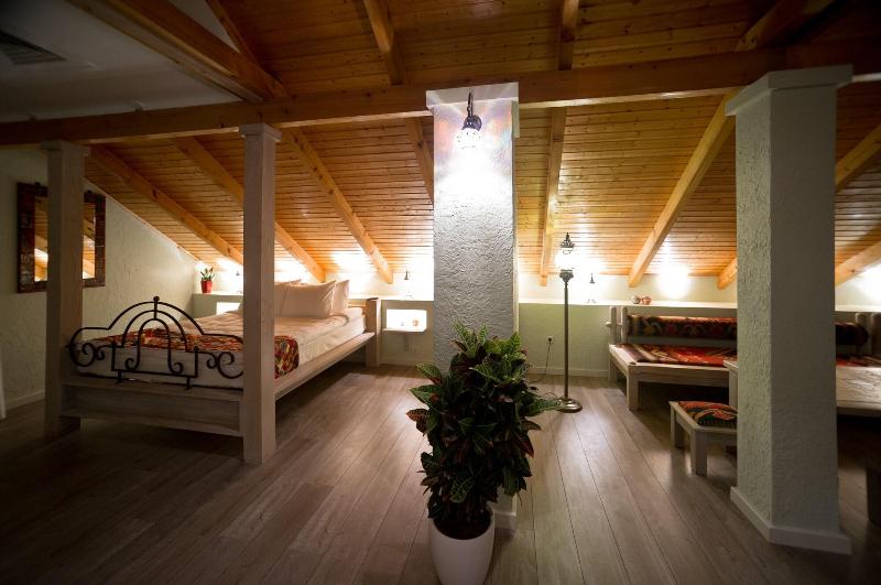No12 Boutique Hotel - Oda