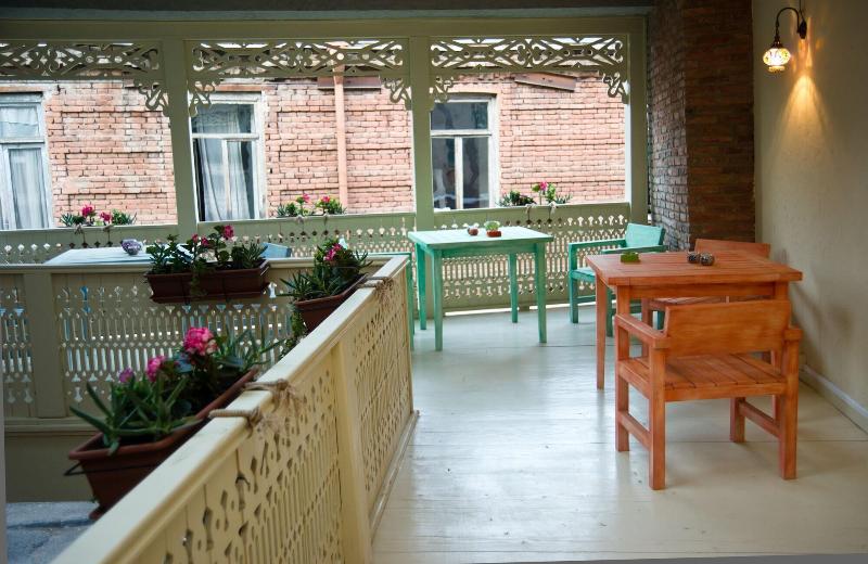 No12 Boutique Hotel - Teras
