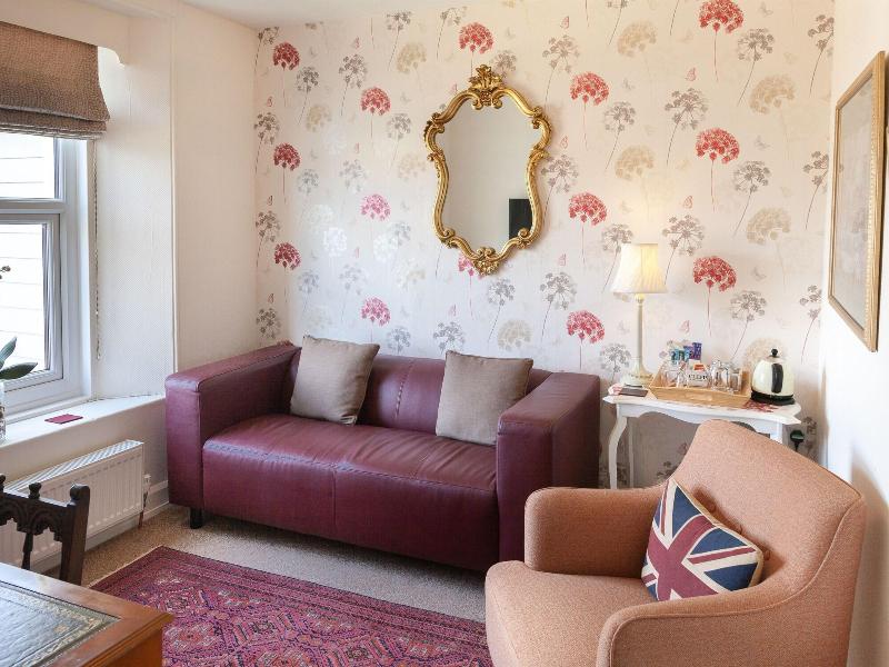 Court Prior Guest House - Genel