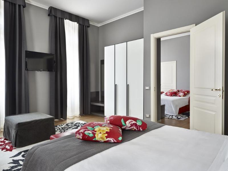 Palace Suite - Genel