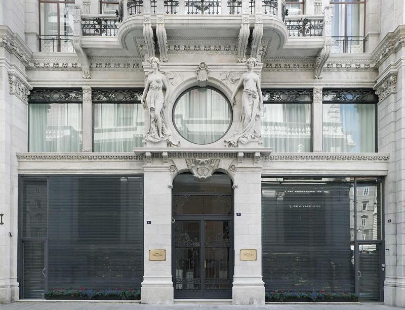 Palace Suite - Genel