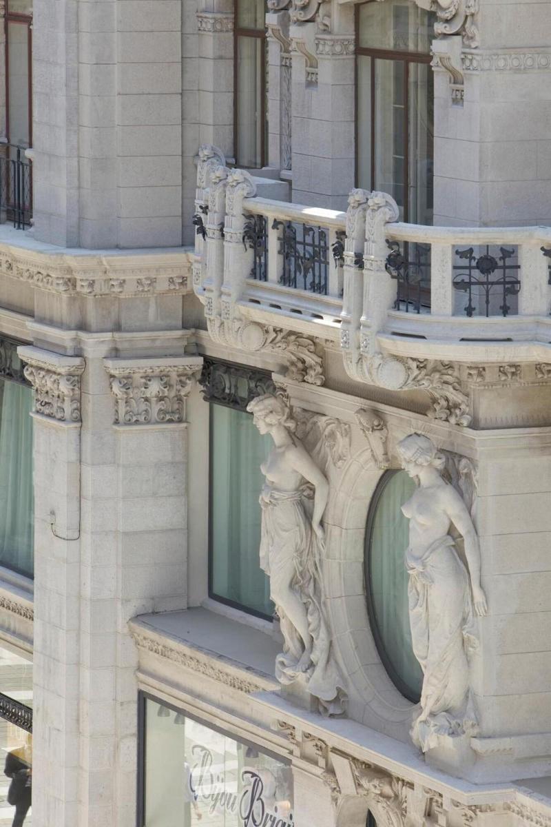 Palace Suite - Genel