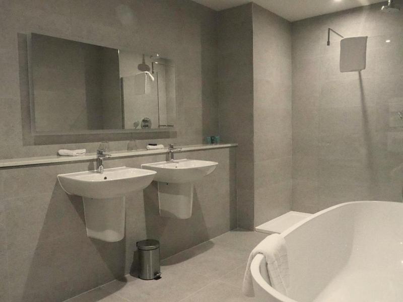 Ramada Telford Ironbridge - Genel