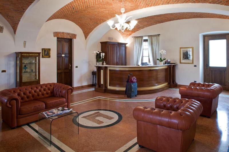 La Corte Albertina - Lobi