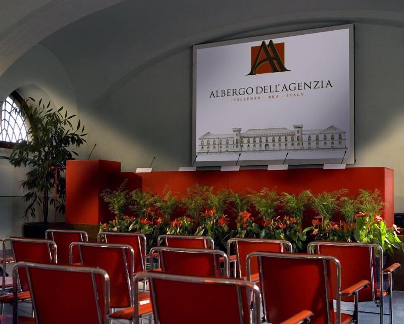 La Corte Albertina - Toplantı
