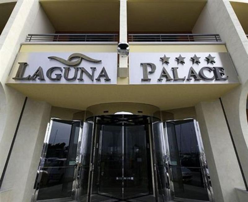 Laguna Palace - Genel