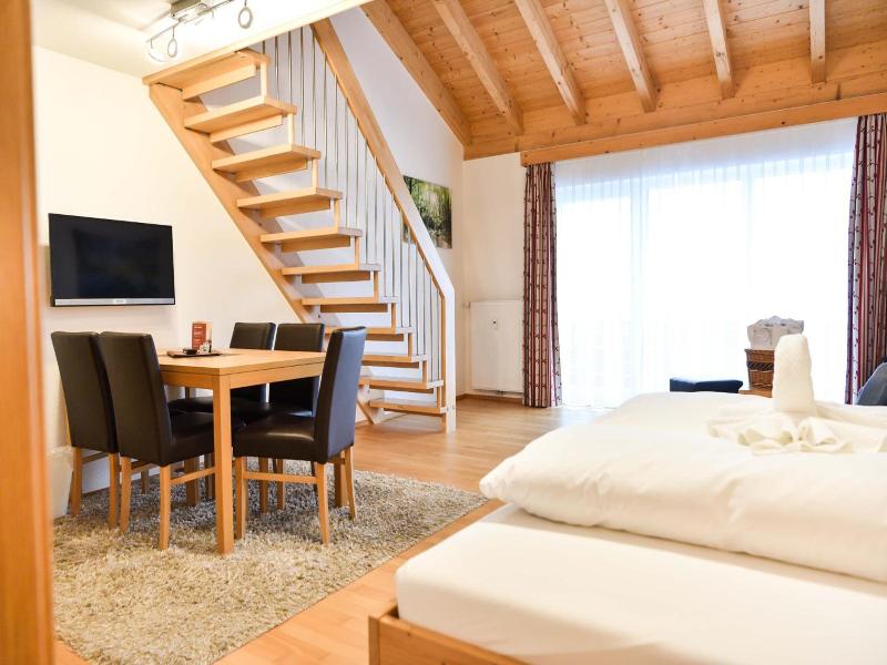 Burgstube Feldberg - Genel