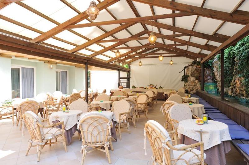 Hotel Salus - Genel