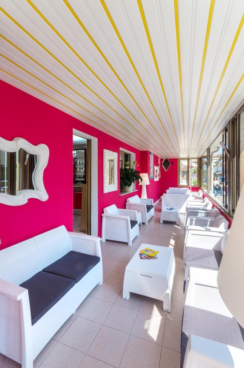 Hotel Romantik - Genel
