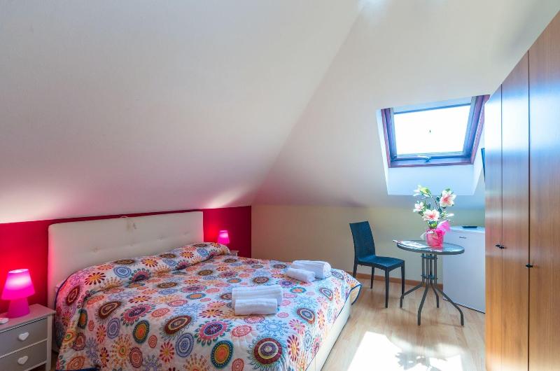 Hotel Romantik - Oda