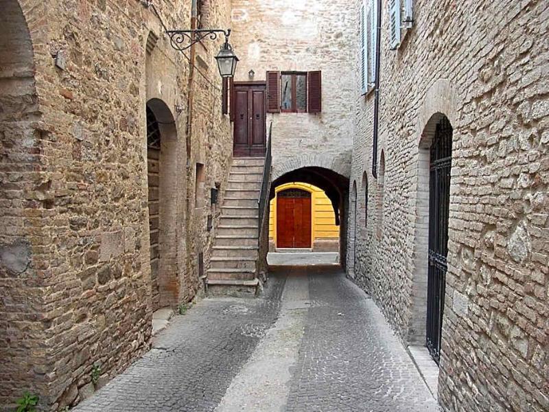 Palazzo Brunamonti - Genel