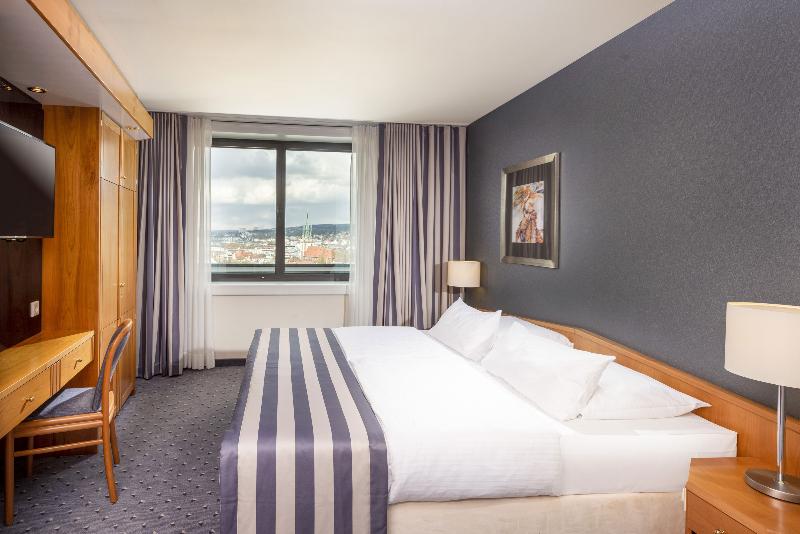 Maritim Hotel Ulm - Oda