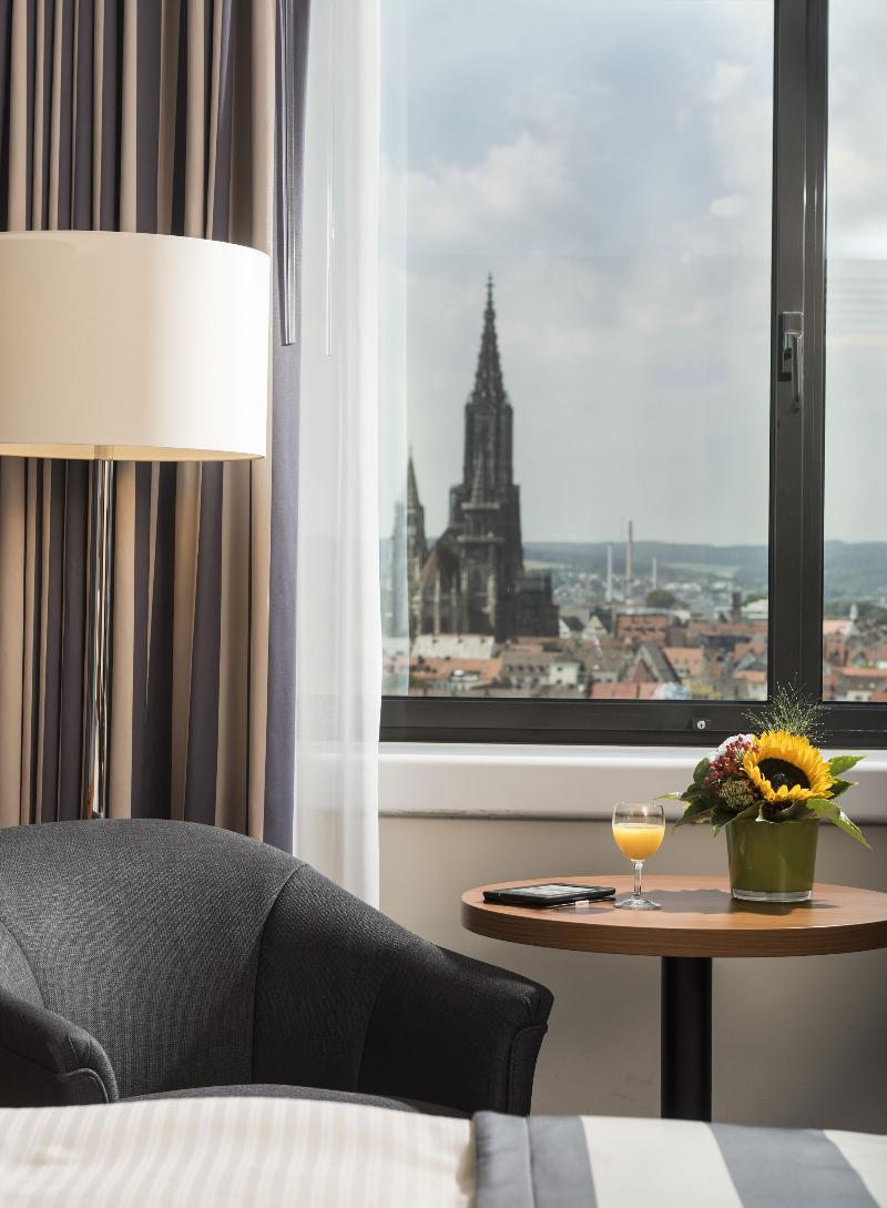 Maritim Hotel Ulm - Oda