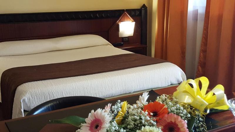 Hotel Motel Flower - Genel
