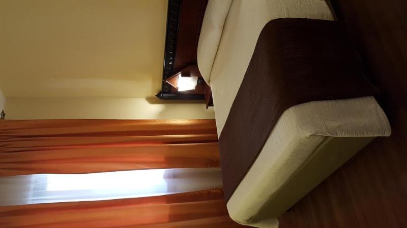 Hotel Motel Flower - Genel