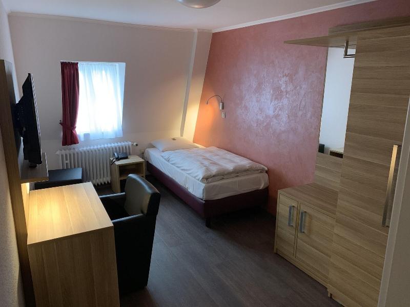 Hotel Well garni - Oda
