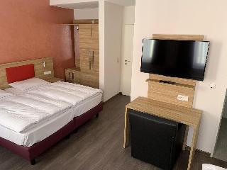 Hotel Well garni fotoÄŸrafÄ±