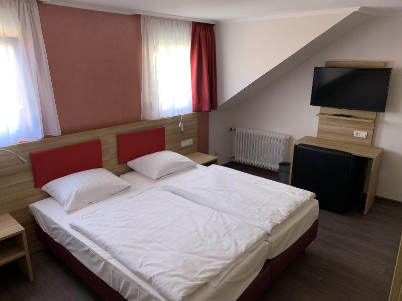 Hotel Well garni - Oda